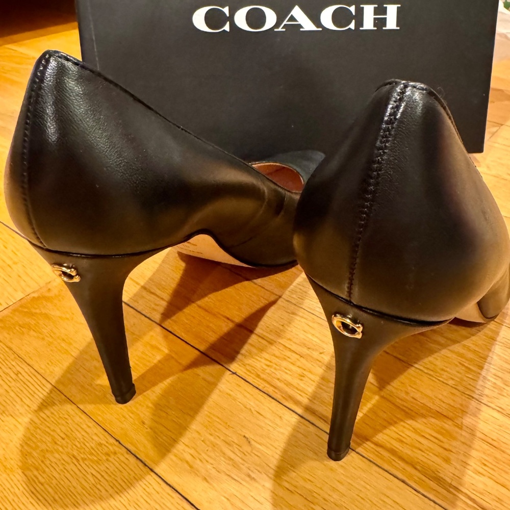 Coach Skyler Pump (never worn, black, size 10) - Picture 2 of 4